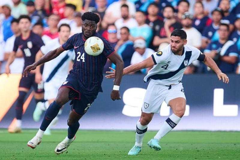 أمريكا تتأهل لنهائي كأس كونكاكاف بثنائية في جواتيمالا