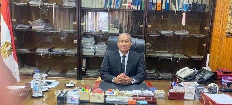 في جولة مفاجئة.. رئيس شمال القاهرة للكهرباء يتفقد منافذ المرج ويشيد بالانضباط