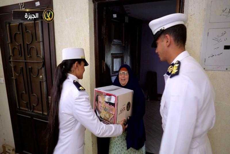 الداخلية تشارك المواطنين احتفالاتهم بذكرى ثورة 30 يونيو.. فيديو وصور