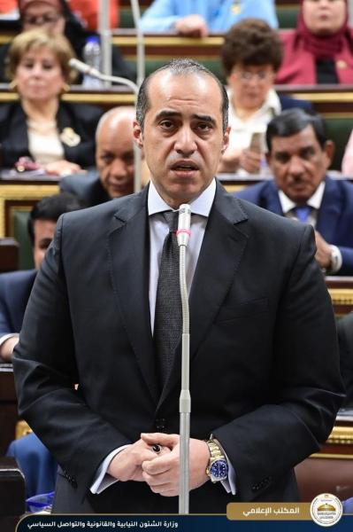 المستشار محمود فوزي: مشروع قانون البكالوريا يتيح بدائل الثانوية ولا يلغيها