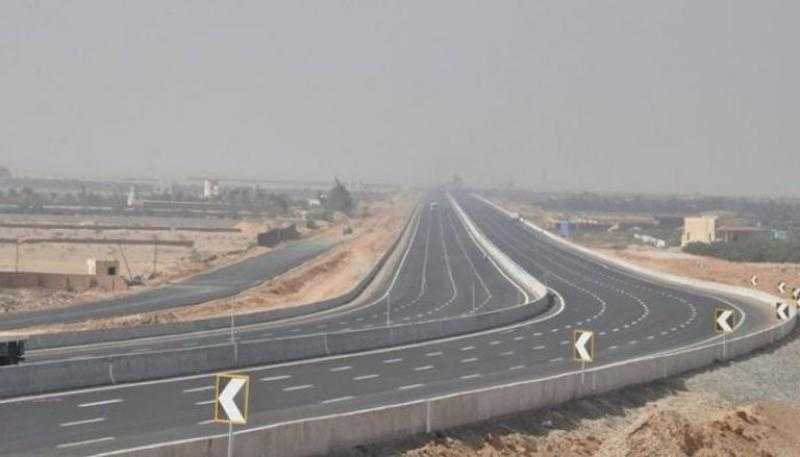 يحتاج لإصلاحات جسيمة.. أستاذ الطرق بكلية الهندسة: الطريق الإقليمي تم إنشاؤه على تربة طينية