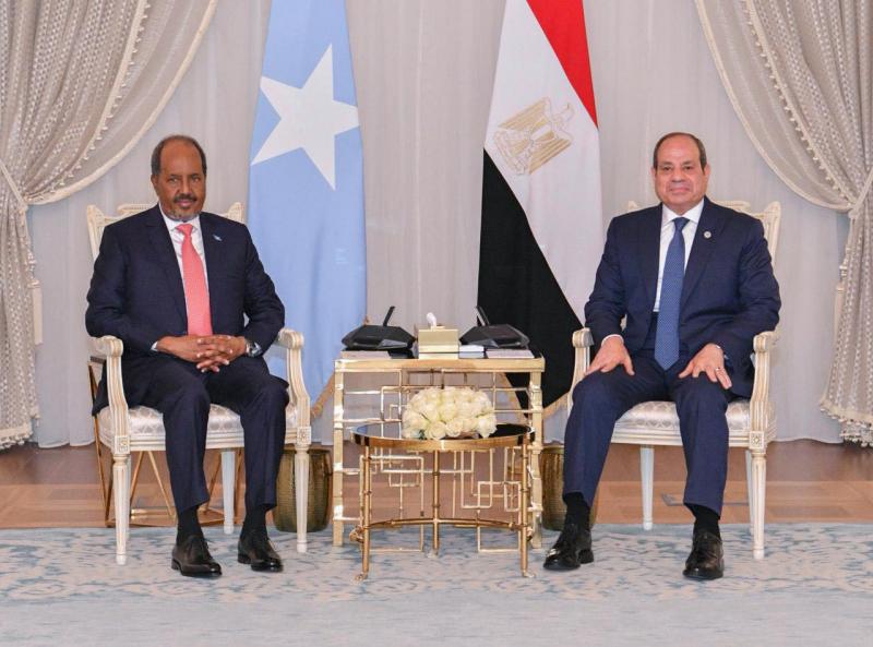خط أحمر