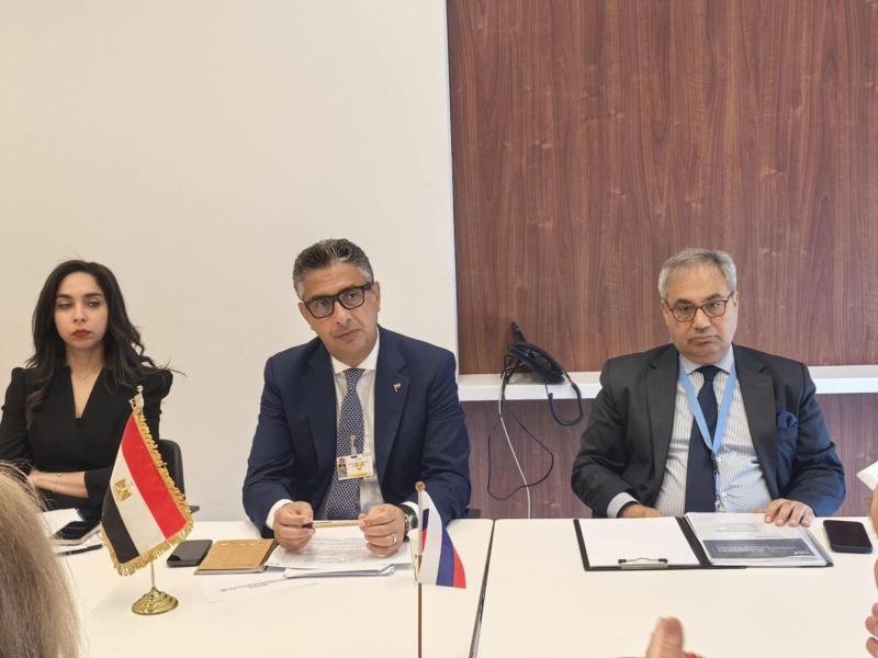 وزير التموين يبحث التعاون مع رئيسة هيئة الرقابة على حماية حقوق المستهلك والصحة العامة الروسية