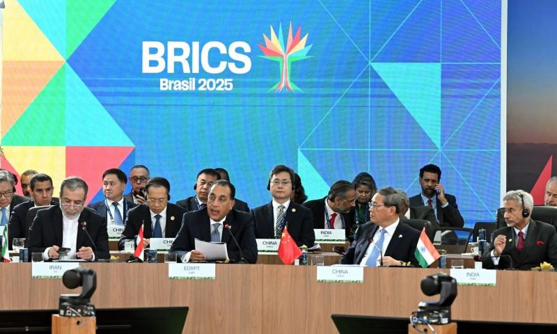 رئيس الوزراء: على مدار السنوات الماضية أولت مصر اهتمامًا كبيرًا لتطوير نظام الرعاية الصحية والخدمات الطبية