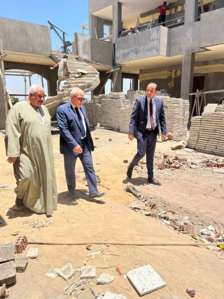 رئيس هيئة تنمية الصعيد: مركز تنمية المهارات بقرية ميدوم في محافظة بني سويف سيشكل نقلة نوعية في دعم الحرف اليدوية والتراثية