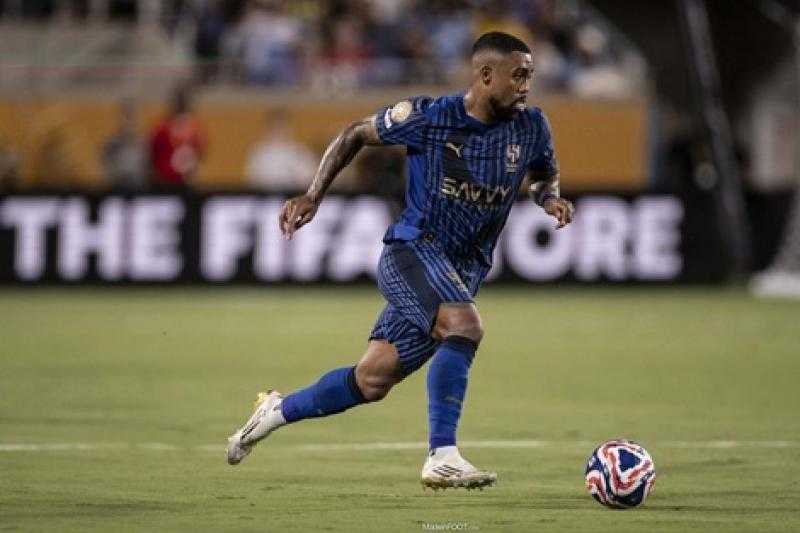 وكيل مالكوم يوضح حقيقة رحيله عن الهلال