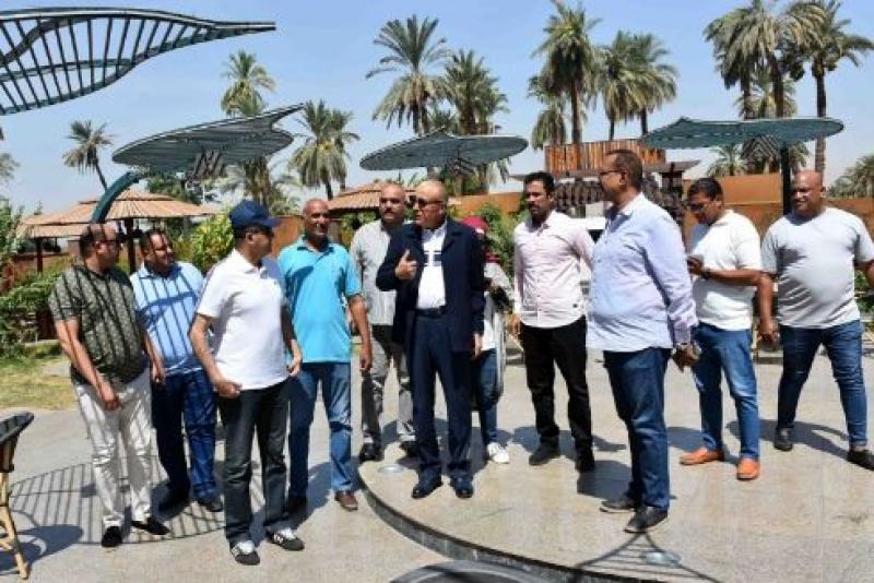 محافظ الأقصر يتفقد مشروعات خدمية وسياحية ويوجه بتطويرها قبل الموسم الشتوي