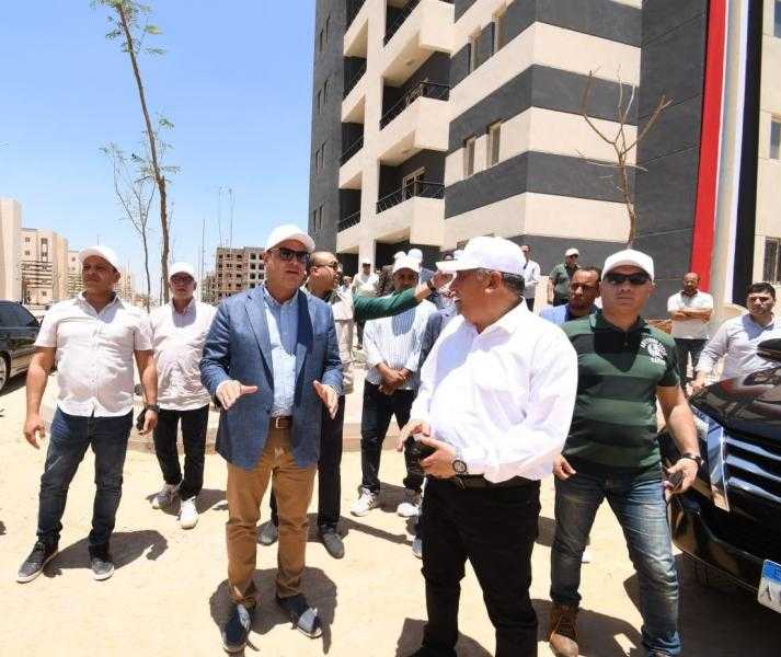 الشربيني يتفقد الإسكان الأخضر بـ”سكن لكل المصريين” و”ديارنا” ومحطة فصل الصرف الصناعي عن الآدمي بالسادات