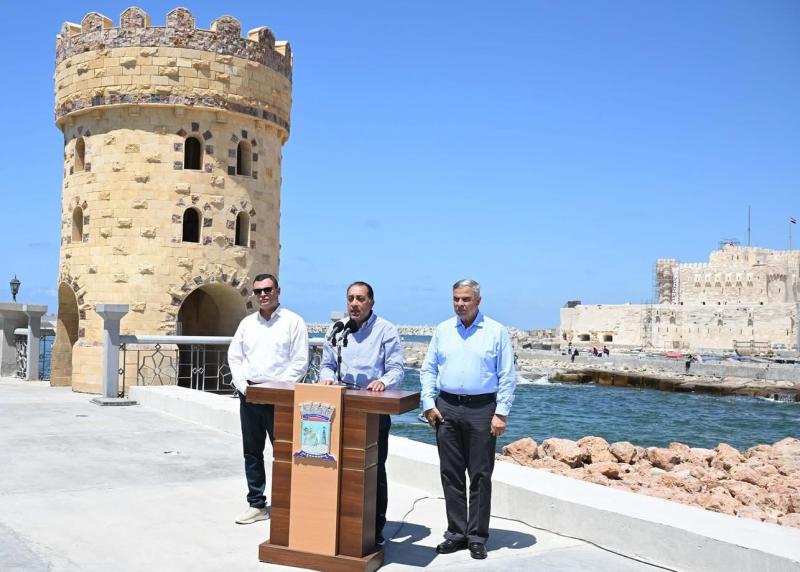 رئيس الوزراء يشيد بمبادرة مقدمة لإدخال الإسكندرية ضمن منظومة التأمين الصحي الشامل بالشراكة مع القطاع الخاص والمجتمع المدني