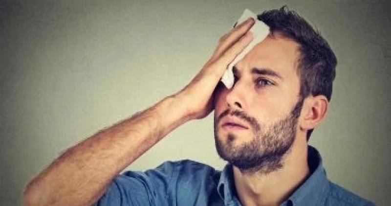 انسداد الغدد العرقية.. أعراضه وأسبابه وأبرز طرق العلاج والوقاية