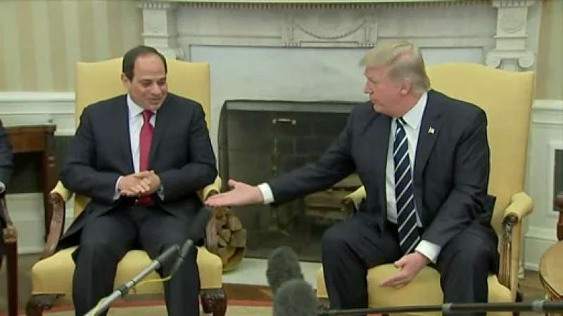خط أحمر