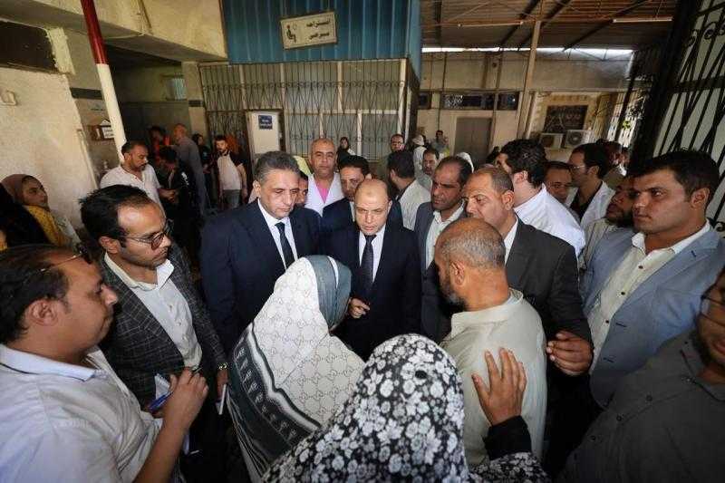 محافظ كفر الشيخ يتفقد حملة «100 يوم صحة» بالمستشفى العام.. صور