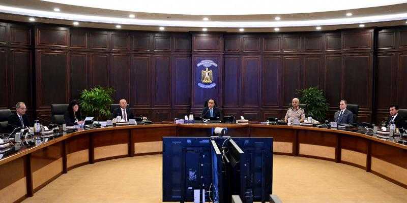 حركة نشطة بميناء دمياط.. استقبال 11 سفينة وتداول 72 ألف طن بضائع عامة