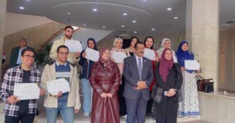كلية تربية حلوان تحصد المركز الأول في المشروع القومي لمحو الأمية للعام الثالث
