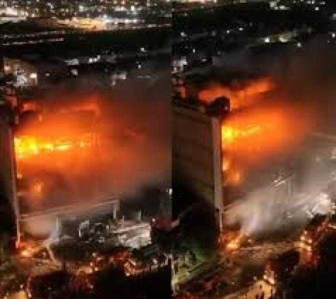 العراق.. مصرع 63 شخصا بينهم أطفال في حريق مركز تجاري