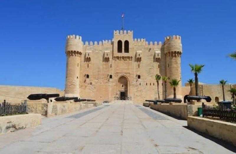 احتفالاً بالعيد القومي للإسكندرية.. فتح المواقع الأثرية والمتاحف مجاناً للجمهور يوم 24 يوليو