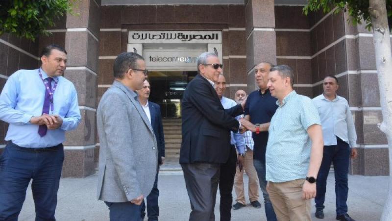 خط أحمر
