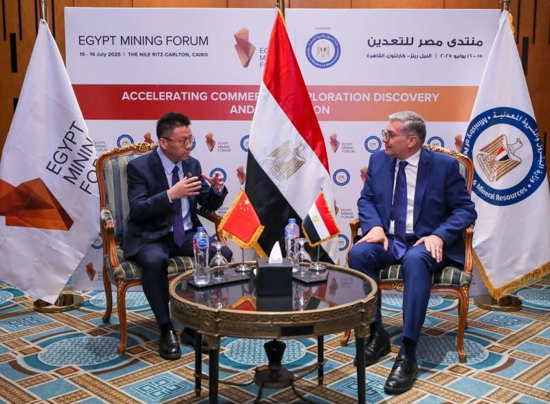 وزير البترول: ”آسيا بوتاش” الصينية تبدي اهتمامها بضخ استثمارات جديدة في صناعة البوتاس والفوسفات بمصر