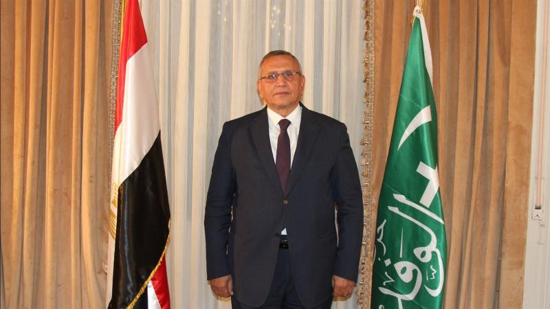 خط أحمر