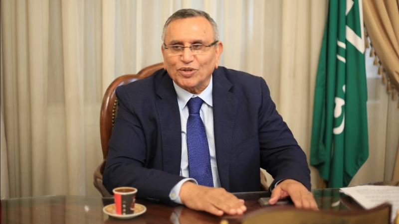 خط أحمر