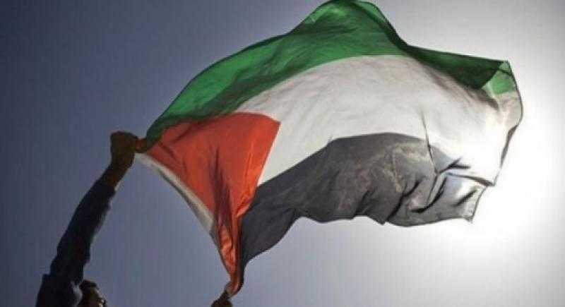 الحكومة الفلسطينية تبحث في رام الله أزمتها المالية وتحذر من توقف القطاعات الحيوية