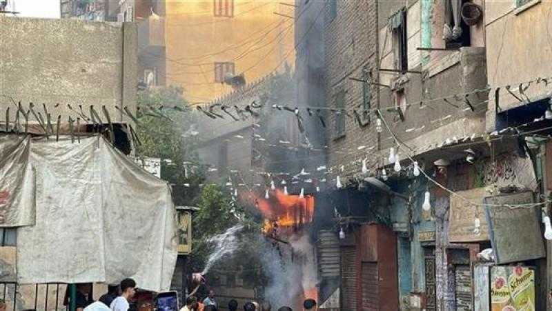 السيطرة على حريق بمحل في السيدة عائشة.. دون خسائر بشرية