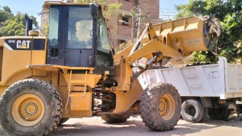 رفع 600 طن مخلفات خلال حملات نظافة مكثفة في شوارع وقرى إسنا