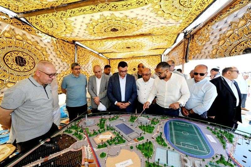 خط أحمر