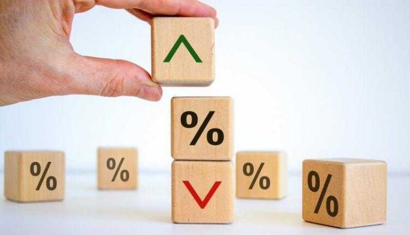 بنك عالمي يتوقع خفض الفائدة في مصر بنسبة 4% حتى نهاية العامص