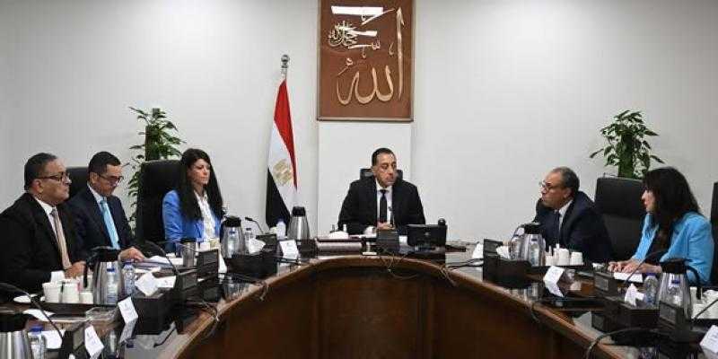 رئيس الوزراء يتابع جهود دعم وتعزيز أوجه التعاون الاقتصادي المصري الأمريكي