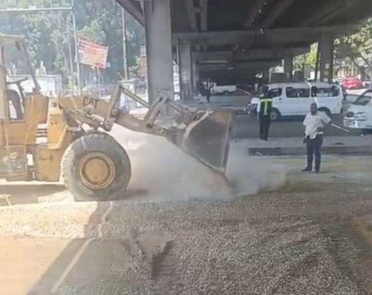 خط أحمر