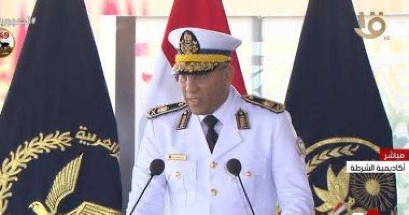 وزير الداخلية يوافق على قبول دفعة جديدة من الطلاب بكلية الشرطة