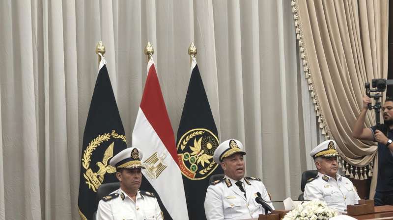 خط أحمر