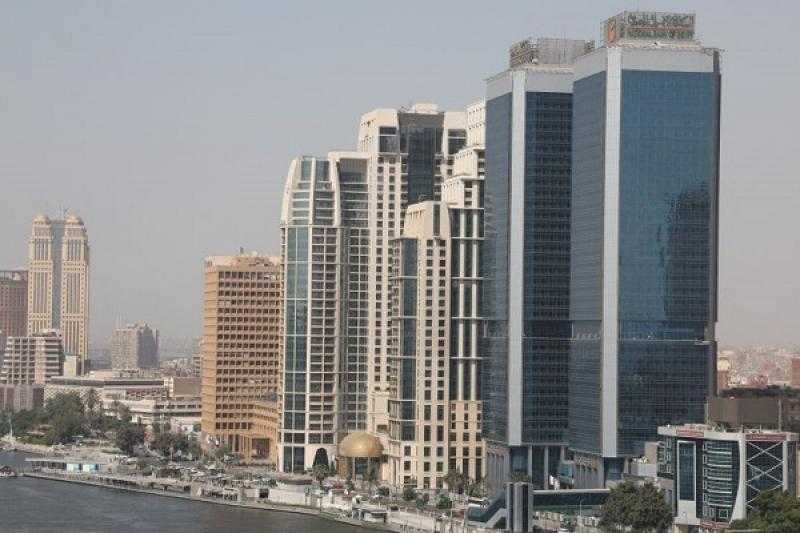 البنك الأهلي المصري يوسّع شراكاته الاستثمارية في 3 قطاعات استراتيجية
