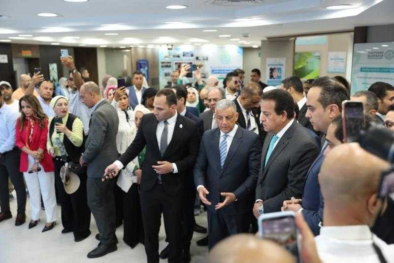 ”عبدالغفار” يتابع أعمال تجهيز المخزن الاستراتيجي لفرع هيئة الرعاية الصحية بالإسماعيلية