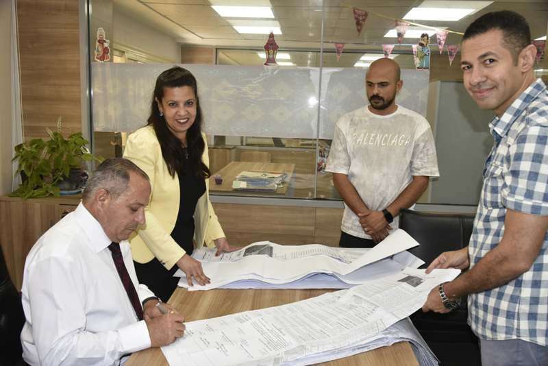 خط أحمر