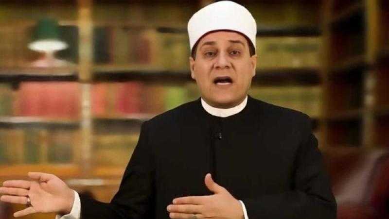 عضو ”الأعلى للشئون الإسلامية” يوضح حكم الاحتفال بعيد الحب