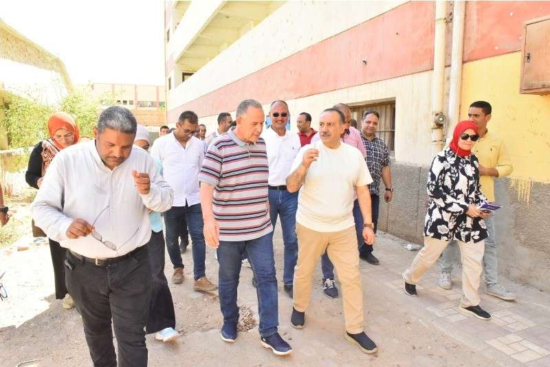 خط أحمر