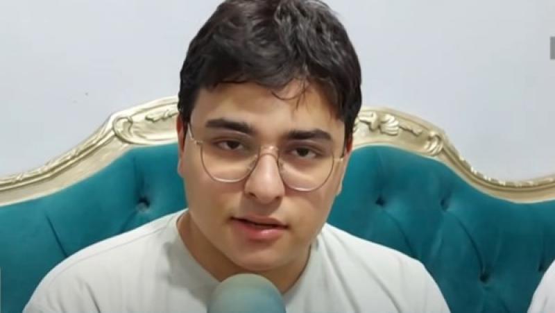خط أحمر