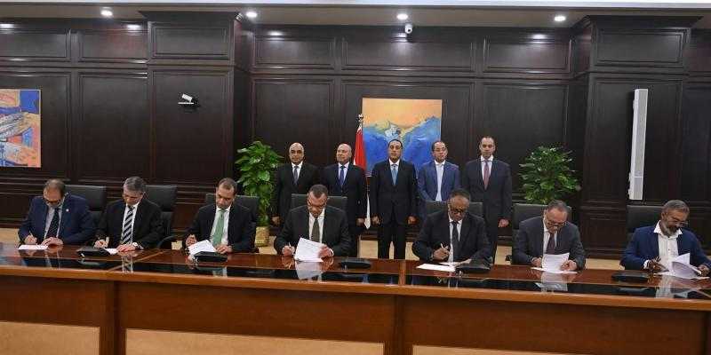 توقيع عقدي تسوية ودية لمنازعات تتعلق بعدد من الشركات الاستثمارية