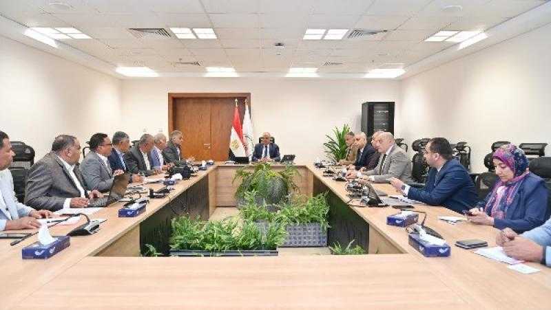 وزير الري يتابع المنظومة المائية ويوجه بإصلاحات عاجلة لتحسين الأداء