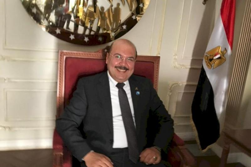 خط أحمر