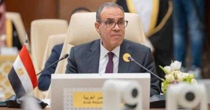 وزير الخارجية يشدد على أولوية ملف البحر الأحمر وسلامة الملاحة البحرية فيه لمصر