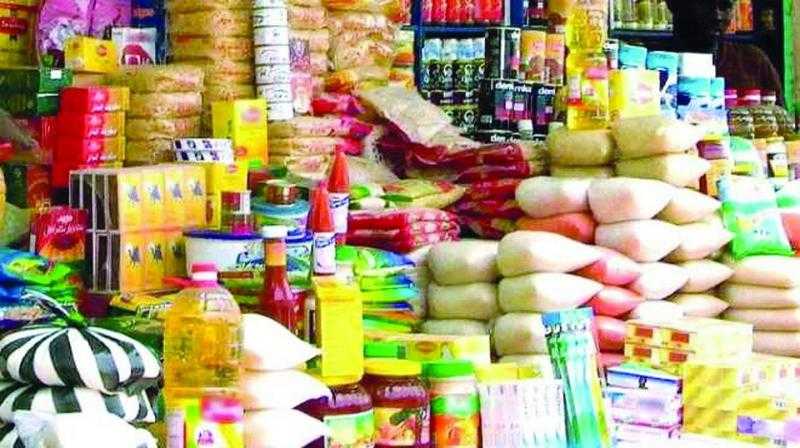 انخفاض أسعار الفول والعدس والزيت بالأسواق اليوم السبت 26 يوليو