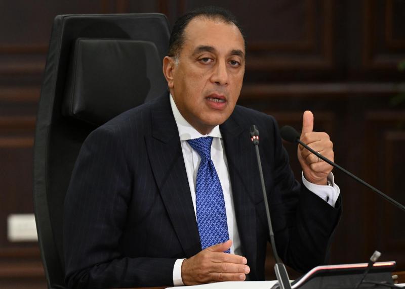 رئيس الوزراء يتفقد عددا من المشروعات بالساحل الشمالي اليوم