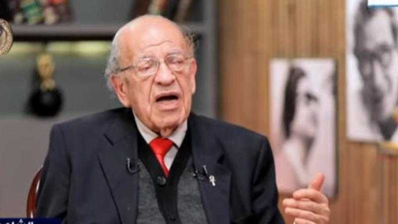وسيم السيسي: المصري يظل عظيمًا.. وعبقريته ظهرت في 6 أكتوبر و30 يونيو