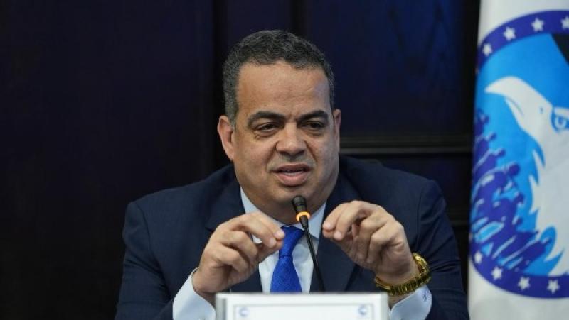 خط أحمر