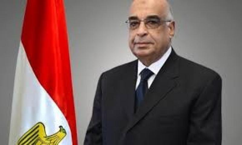 وزير العدل يصدر قرارين بتعيين مقار ٣٨ محكمة عمالية متخصصة.. وإنشاء مكاتب للمساعدة القانونية للمتقاضين