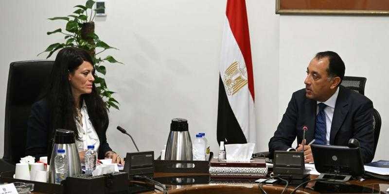 رئيس الوزراء يتابع مع وزيرة التخطيط استعدادات إطلاق السردية الوطنية للتنمية الاقتصادية