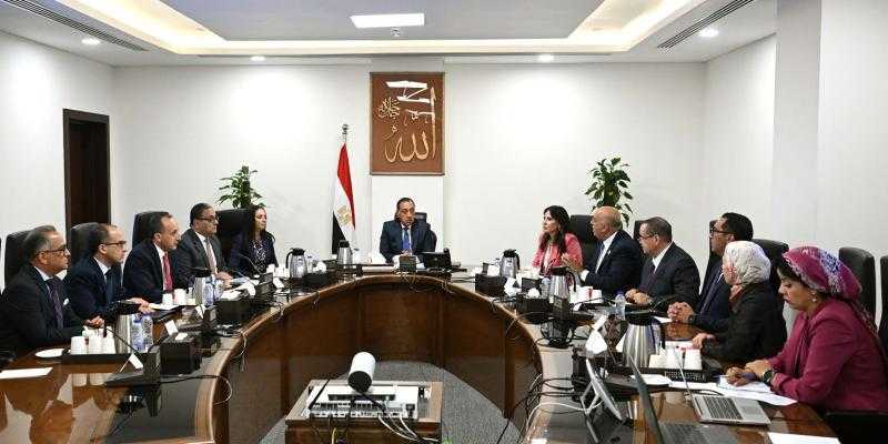 مدبولي: إحياء الحرف التراثية واليدوية أحد الملفات المهمة التي توليها الحكومة أولوية